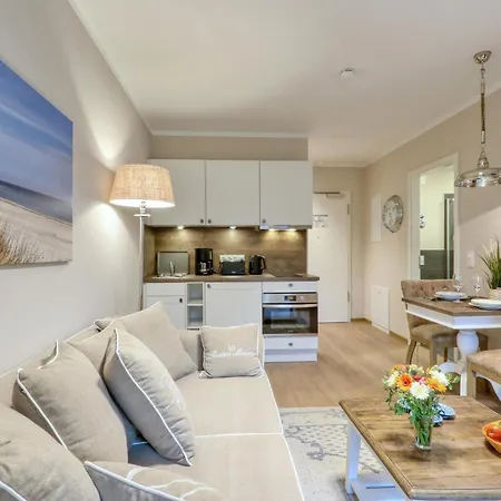 Apartment Baltischer Hof 3 *